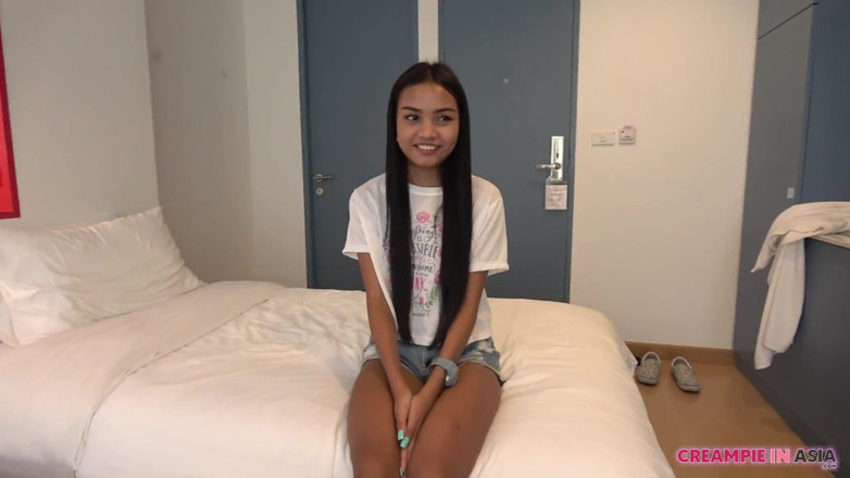 Creampie In Asia: Her moan was getting bigger
