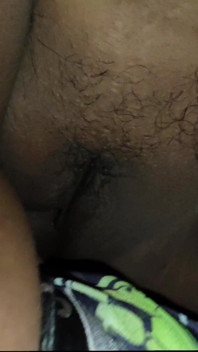 Desi novo sexo minha meia-irmã e sua melhor amiga me oferecem suas xoxotas e ass desi sexo a três