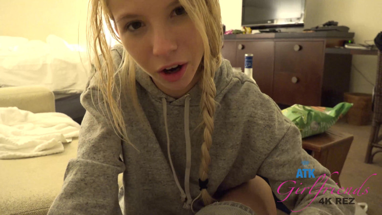 ATK Fans (Girlfriends): Virtuální dovolená na Havaji s Kenzie Reeves 3/14