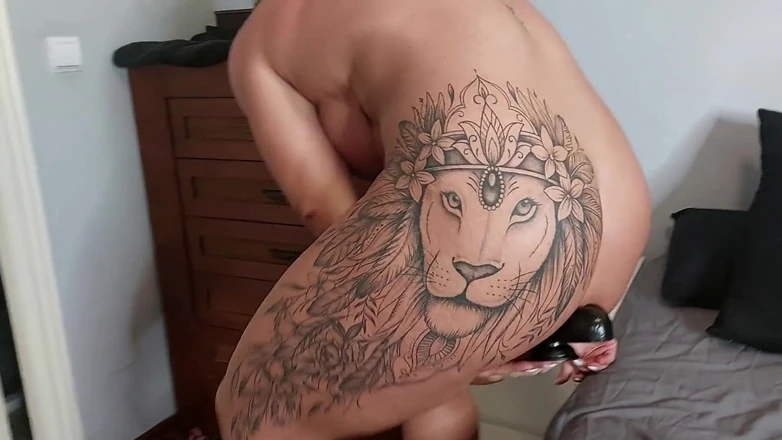 Danaxmuscles: Я укрощаю свою задницу как чудовище 2