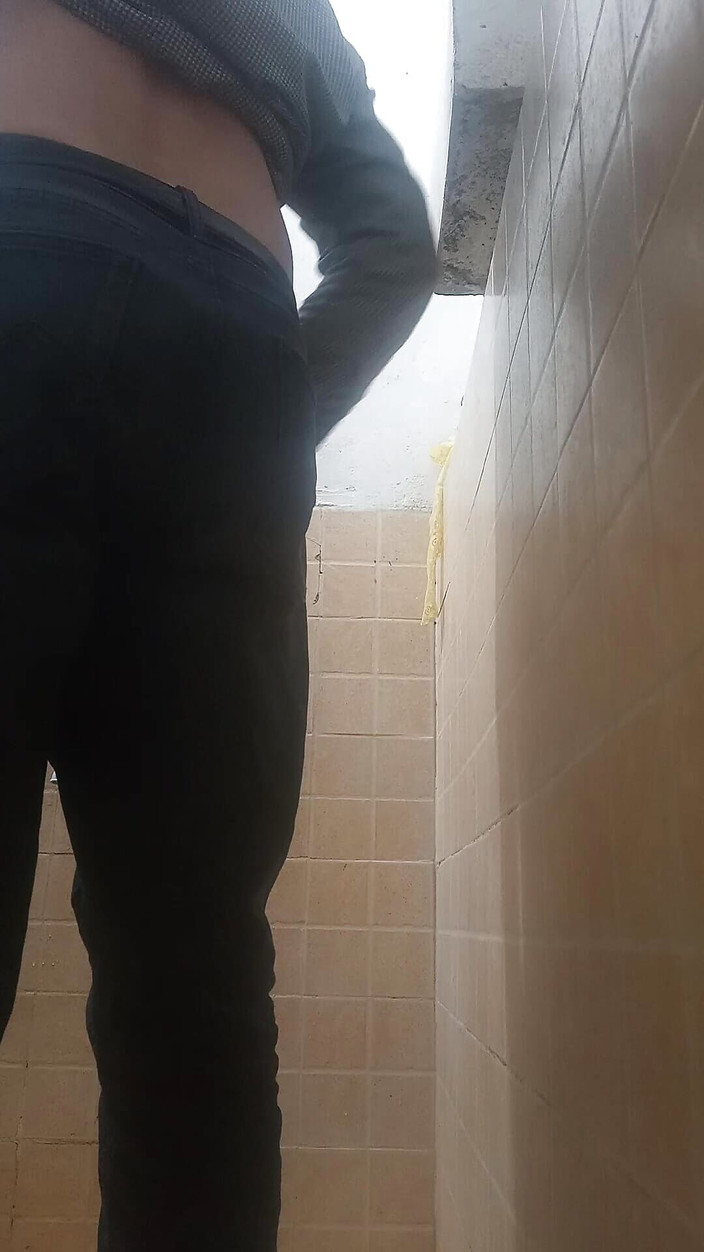 White ass: コックの準備をする