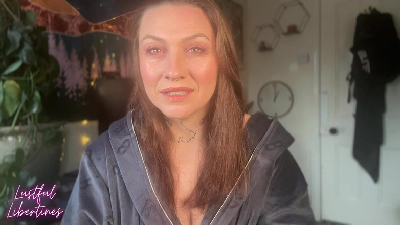 Lustful Libertines: Stiefmutters Facetime Wird Zu Wichsanleitung