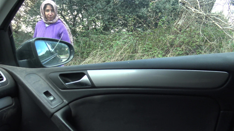 Souzan Halabi: Picking up a Turkish Amateur Street Prostitute in Istanbul