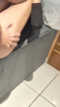 Mi-am Futut Vecinul Fierbinte!