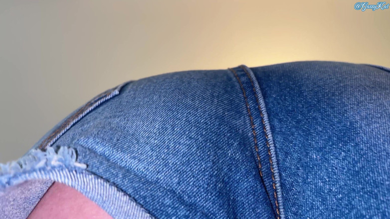 GassyKat: POV prd sezení v Krátkých Džínách Fart Blast
