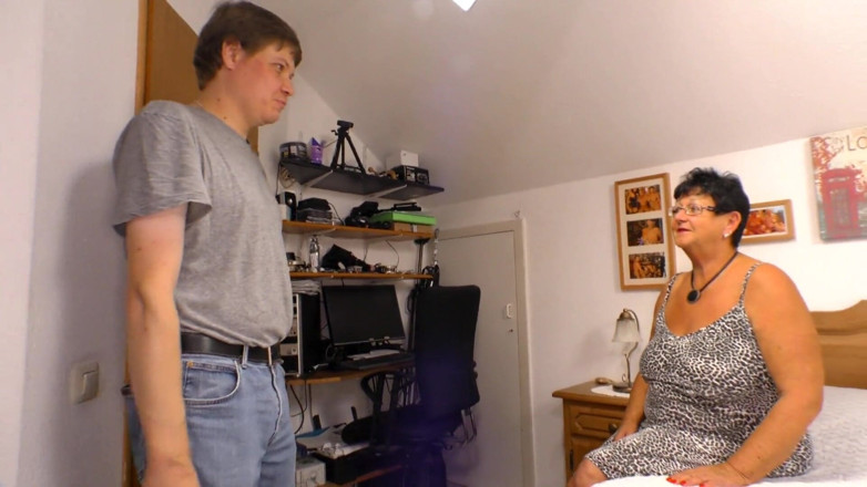 MMV Mature: Dark hair granny with many tattoos and piercings fucks her...