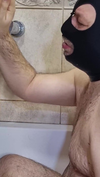 Soția mea își curăță fundul înainte de sex anal. Ep 30601