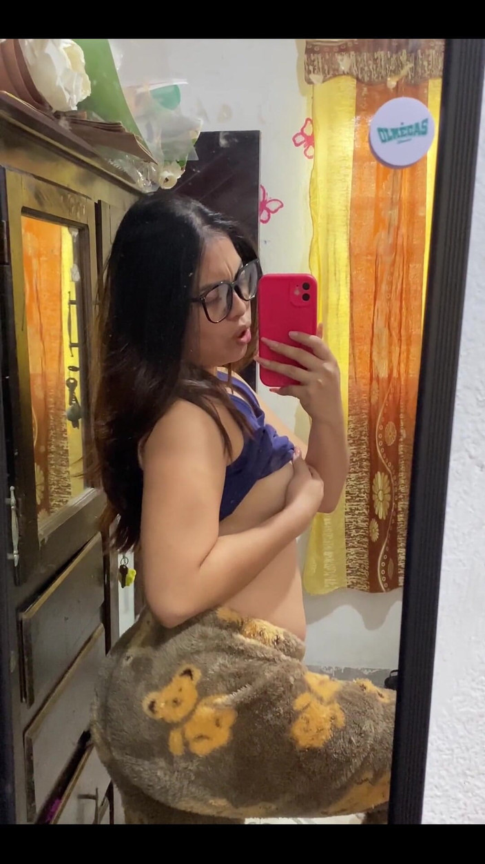 camicamilahotwife: 誰が私に来てセックスするのか