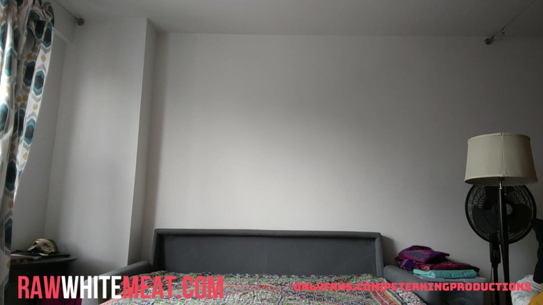 Raw White Meat: Gravid arabisk BBW tar vit sperma Bts