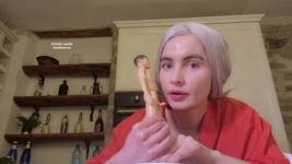 Dilimle yarağını bulmak için elimden geleni deniyorum