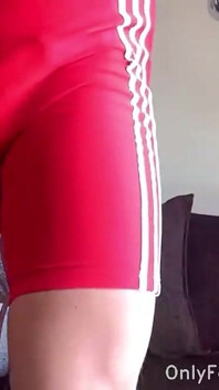 Cumming in a Singlet