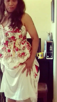Classy Elegant - Maxi Flower Print Dress