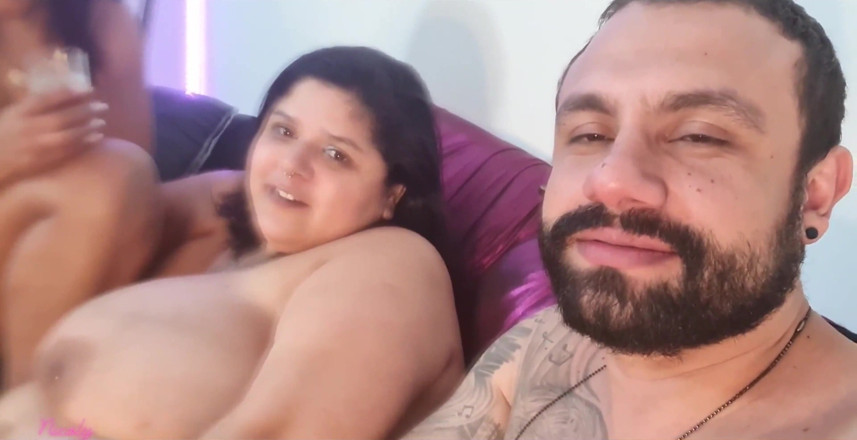 Nicoly Mattos: เราได้รับ BBW ร้อนที่บาร์, แสดงหัวนมใหญ่และพบว่ากระเจี๊ยวของ Lukas สวยงาม
