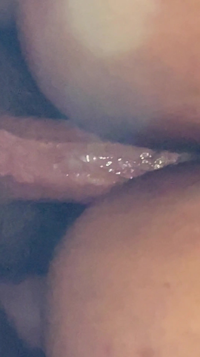 Hard: 濡れた脂肪のアラブの尻