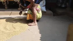 भाभी ko Kam karte hue choda 69 पोजीशन मुझे