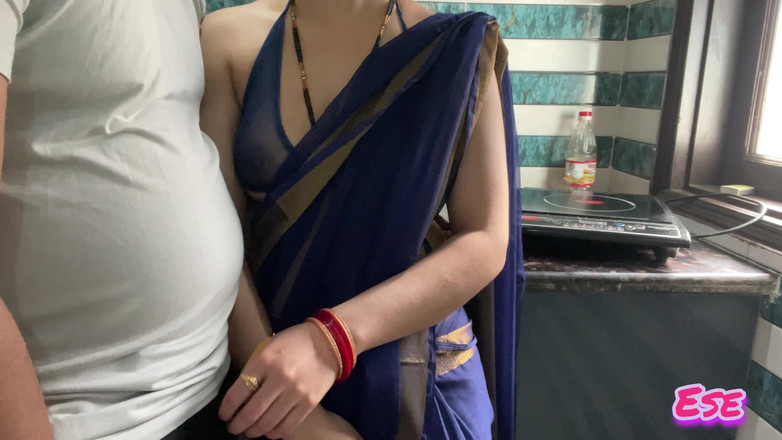 Sammy Sins: 부엌에서 사랑으로 안도감을 준 아줌마