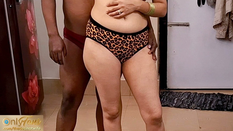 TheaDesiHotwife: Thedesihotwife Et Sissysimran, Couple, Féminisation Et Baise Un Film Porno...