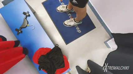 Extremalchiki: Mall fitting room cum