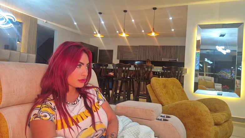 AlejandraPalacios: 나는 콘돔 없이 그녀의 남자친구 성기를 타면서 내 새언니를 조롱한다