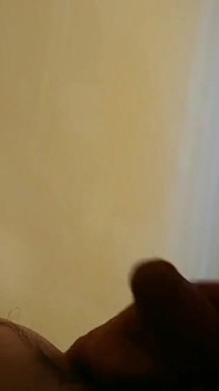 Solo necesito una mamada y vacío mi semen en tu apretado coño querida vecina