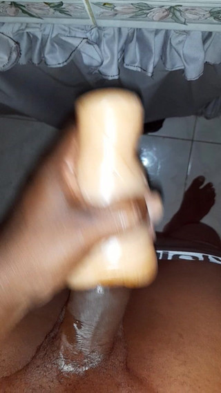 Islandvibes69: Jerking off S11 E5