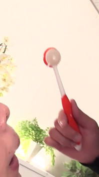 Sayaka Hasegawas dåliga andedräkt exciterar Meari Tsuji så mycket att hon slutar be om ett finger (censurerad)