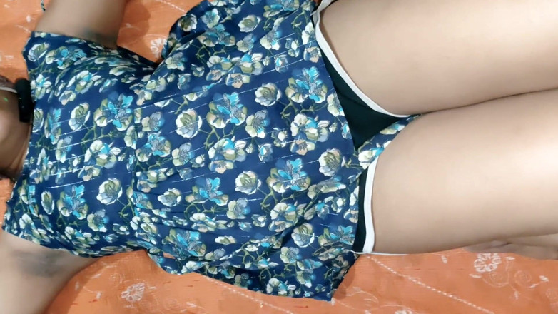 Sonamone07: Oyo, petite amie desi indienne, squirt sexuel 3 fois, chatte étroite, sexe...