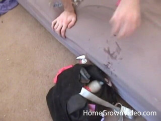 Homegrown GFs: Alyssa Austin leva pau duro e depois uma gozada interna