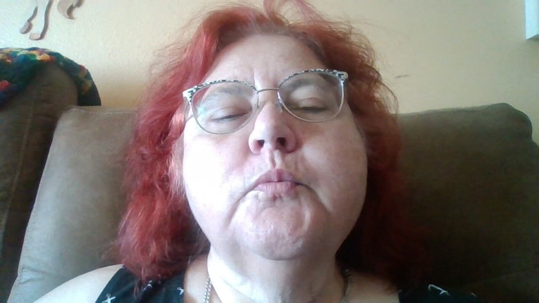 BBW nurse Vicki adventures with friends: Požadované Video, Jak Dělám Zvuky Polibků a Mohu Mě Sledovat,...