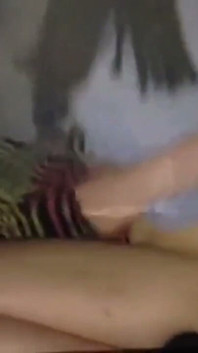 Kakak tiri yang kesepian kepergok ngentot bantalnya - joyliii