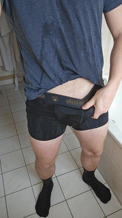 GerMANpiss: Piss in Underwear