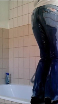 Yasmin Squirt Durch Jeans! Mess Explosion