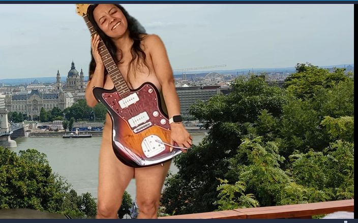 Cum and ride: Dansar naken i Budapest med Garabas och Olpr