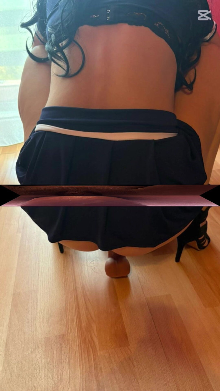 Egyeni: Ofițer de poliție sexy