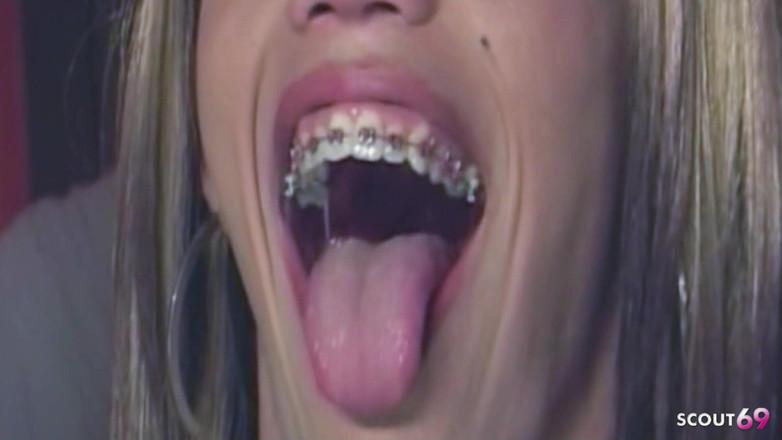 Shemale TS Collection: Блондинку-шмель анально трахнули два мужика в тройничке