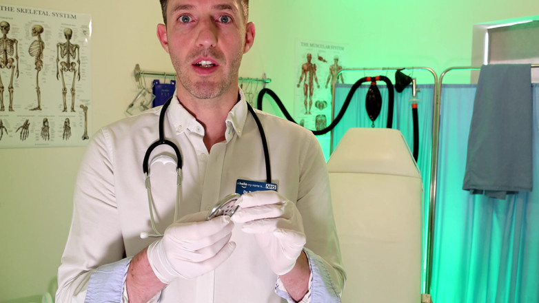 TomBakerBDSM: POV ロックトーバー - ベイカー博士との貞操チェック(4k)