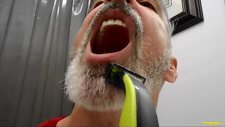 Man Puppy: Lär dig att raka - Pappa Jätte 8