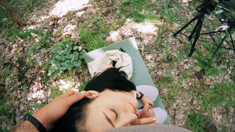 YSP Studio: ブラックリンの舞台裏 - POV無料使用屋外マッシブフェイシャル(freeuseビデオ)