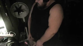 Швидке дрочку члена і кінчання в скло