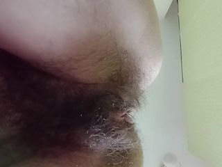 BW_Dolphin: My Butts Are Itching Today. Fart. Hairy Pussy with Open...