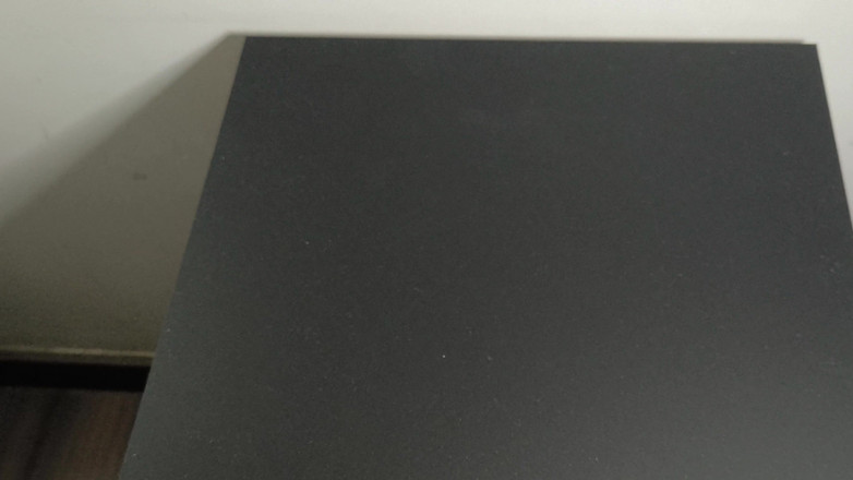 LolaCD: Fanning Out the Spray s výstřikem