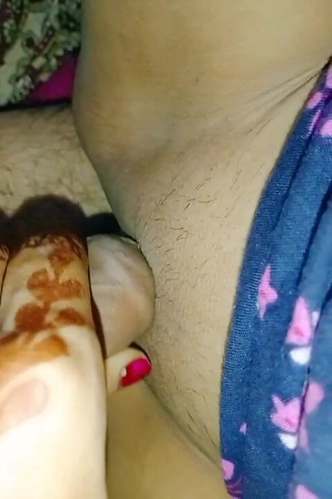 Outdoor header 15: Mi esposa mi leche y chupó la tierra también, caliente...