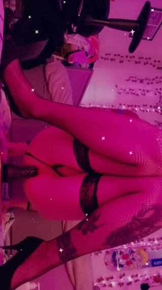 SashaSuxxx: Protahování mé těsné díry je jen nejúžasnější pocit 3