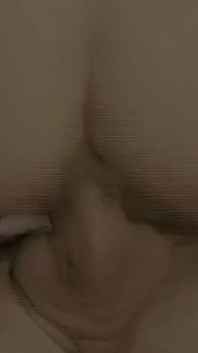 这个年轻修女被坑得很惨