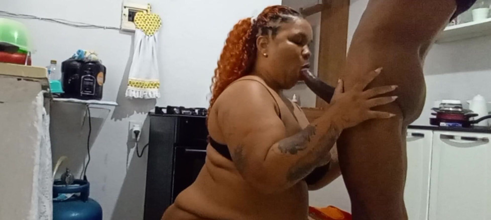 Suzyfuracao: Ragazzo cattivo che mi scopa in cucina