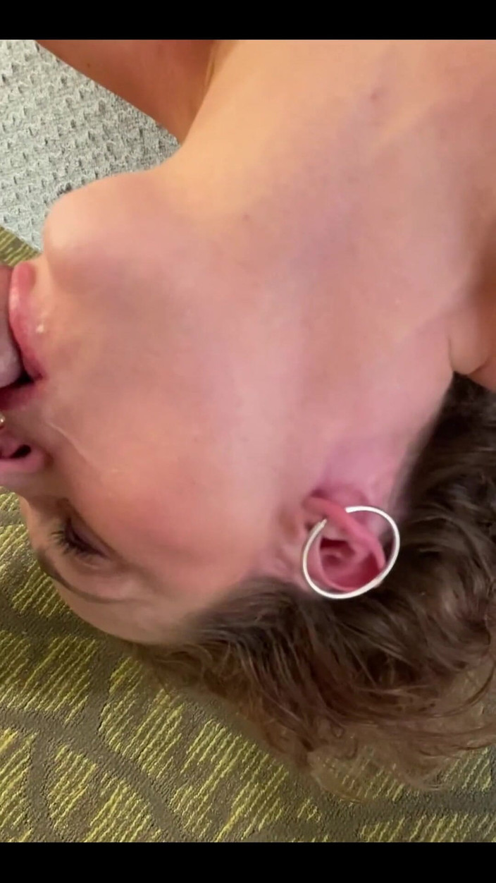 Suzy Wylde: Ssanie i jebanie jest tym, do czego została przygotowana Suzy...