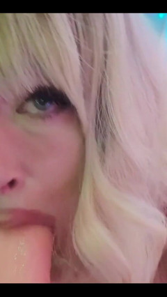 Oral Fixation Between My Ppvs Enjoy Gifs and Full Photosets Daily Just for My Fans! thumbnail
