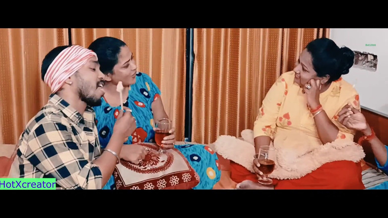 Hot creator: Indian Hot Swapping Sex! Fuck My Lover