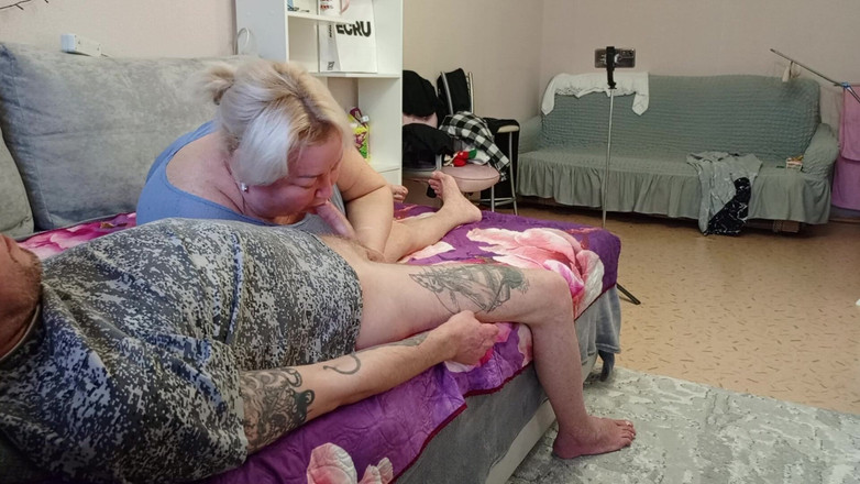 Zona901: La matrigna ingoia sperma