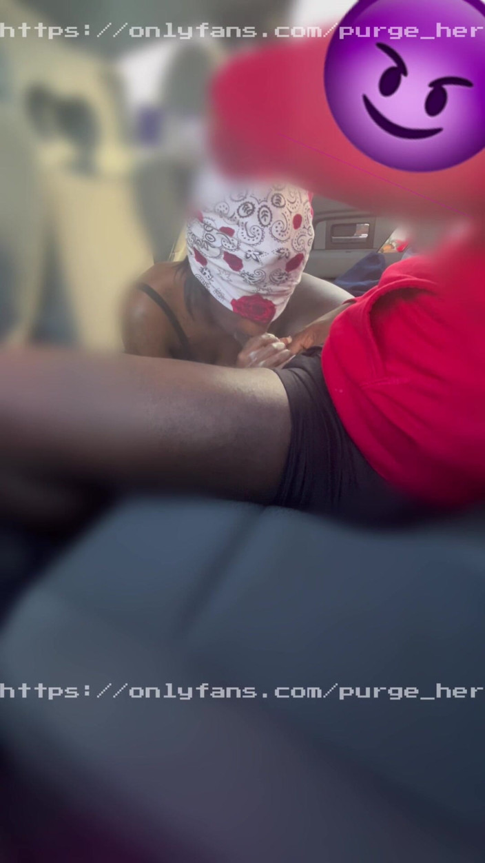 Purge_her: Elle a Failli Se Faire Prendre Avec Ma Bite Dans...
